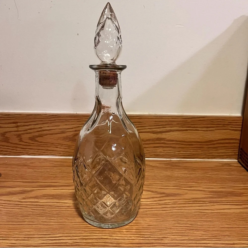 Vintage 1967 London ON  Winery Decanter